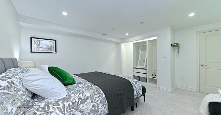 354 Plains Road W, Burlington, ON, L7T 1G5 - 17