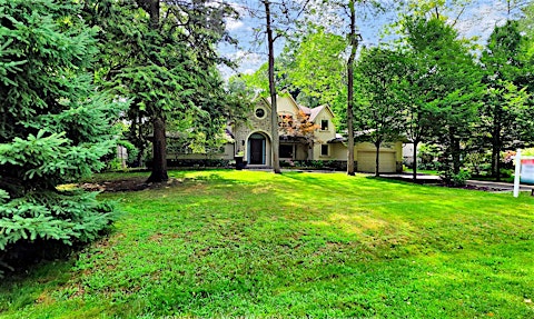 1558 Spring Road S, Mississauga, ON, L5J 1N3