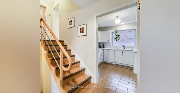 1 Cotillion Court, Toronto, ON, M9A 4S8 - 8