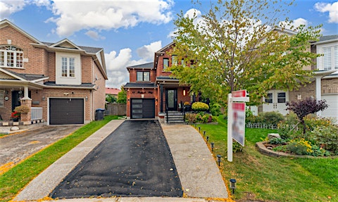 14 Redfinch Way, Brampton, ON, L7A 2B3