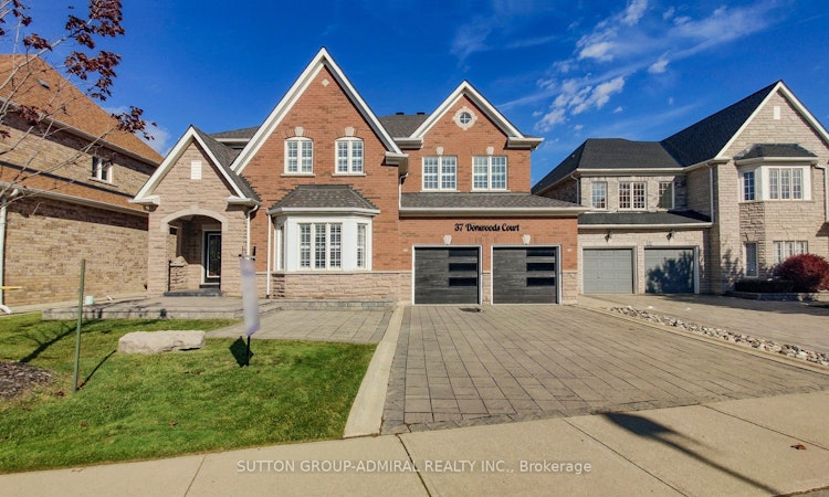 37 Donwoods Court
