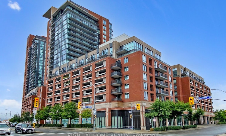 1122-800 Lawrence Avenue W