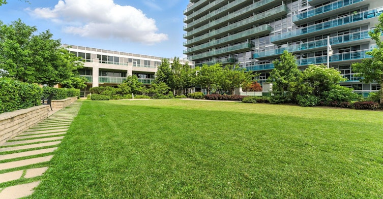 16 Brookers Lane S, Toronto, ON, M8V 0A5 - 34