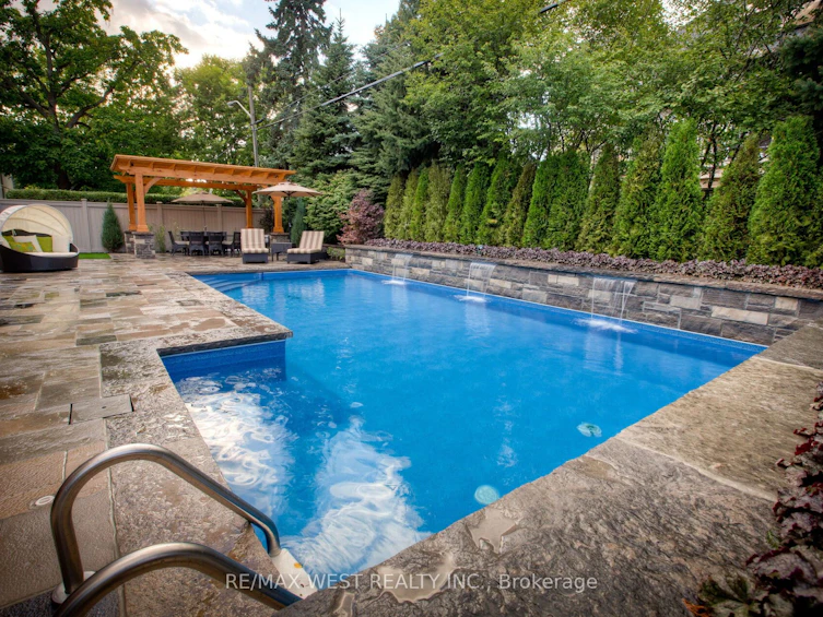 37 Cedarland Drive, Toronto, ON, M9A 2K5 - 35