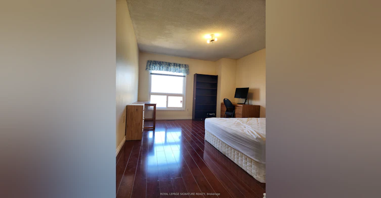 Upper-4253 Trellis Crescent, Mississauga, ON, L5L 2M1