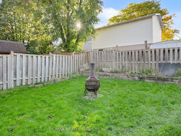 2 Hector Court, Brampton, ON, L6S 1P1 - 37
