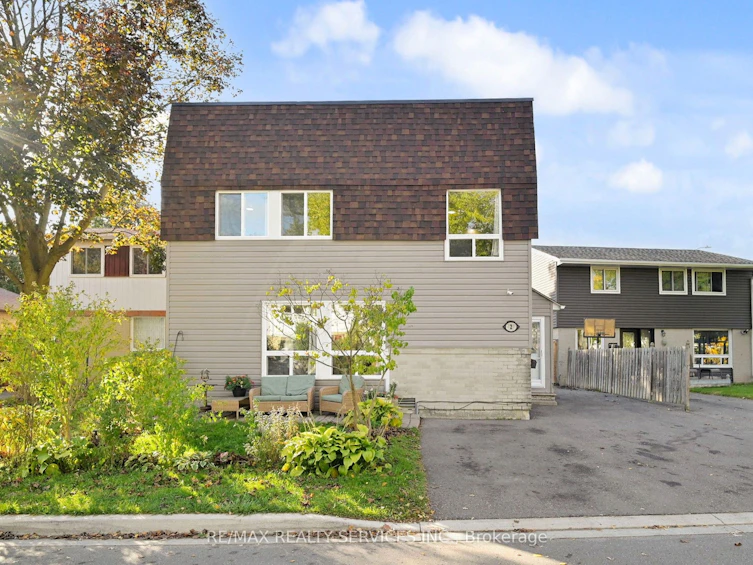 2 Hector Court, Brampton, ON, L6S 1P1 - 4