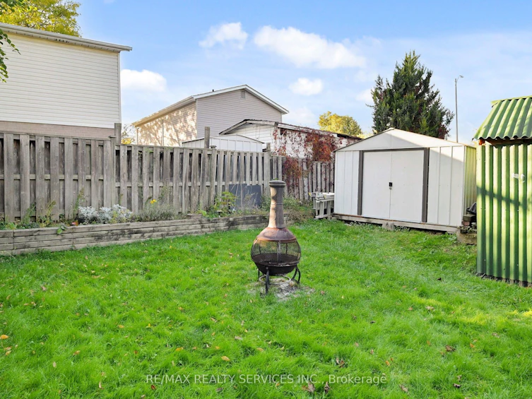 2 Hector Court, Brampton, ON, L6S 1P1 - 38