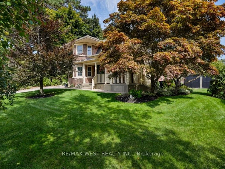 207 Ellis Avenue, Toronto, ON, M6S 2X4 - 35