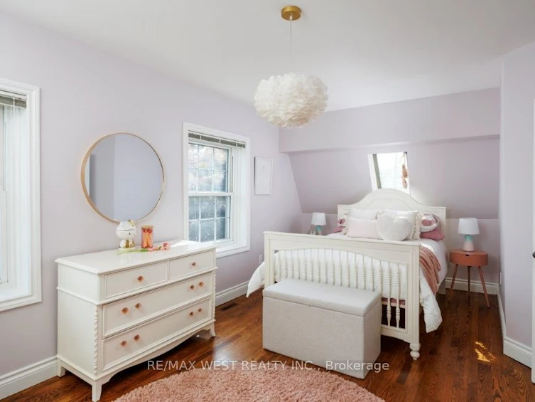 207 Ellis Avenue, Toronto, ON, M6S 2X4 - 27