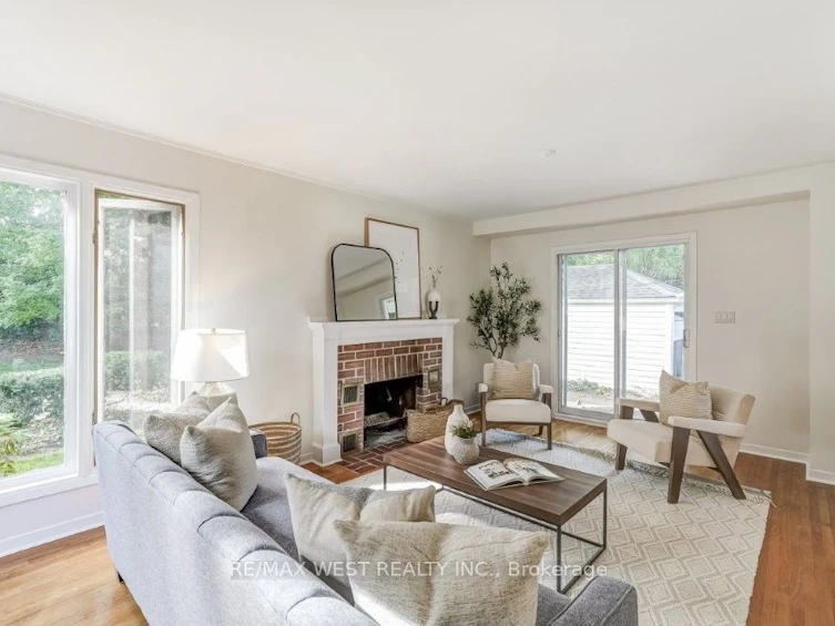47 Breadner Drive, Toronto, ON, M9R 3M5 - 19