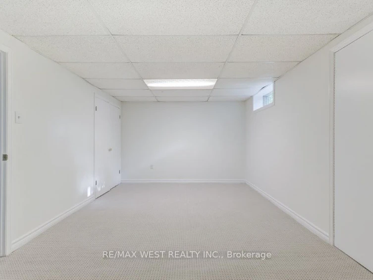 47 Breadner Drive, Toronto, ON, M9R 3M5 - 30
