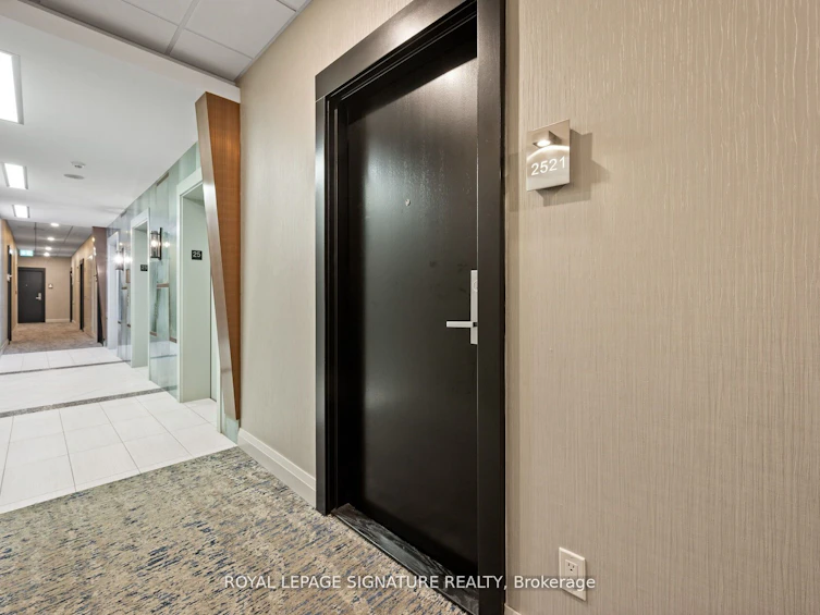 2521-165 Legion Road N, Toronto, ON, M8Y 0B3 - 4