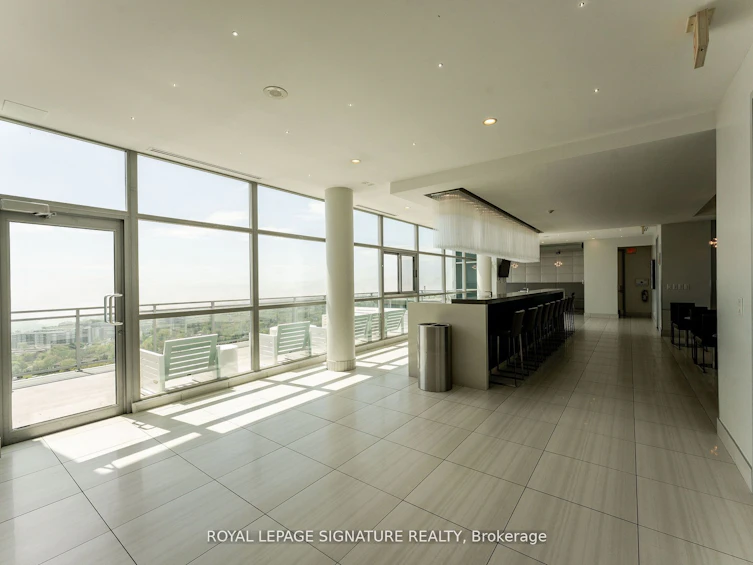 2521-165 Legion Road N, Toronto, ON, M8Y 0B3 - 21