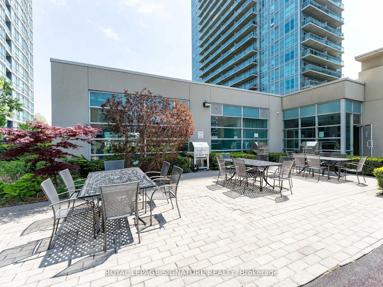 2521-165 Legion Road N, Toronto, ON, M8Y 0B3 - 23
