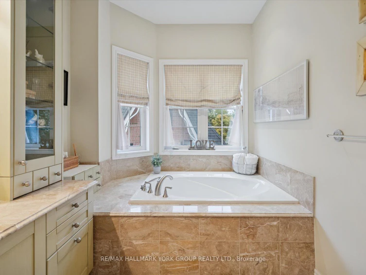 17-85 Church Street, Mississauga, ON, L5M 1M6 - 19