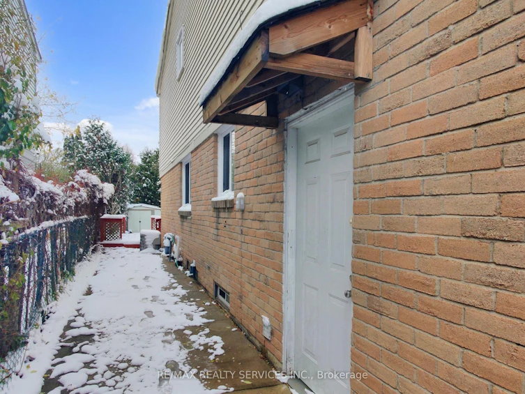 9 Malabar Crescent, Brampton, ON, L6S 3X6 - 45