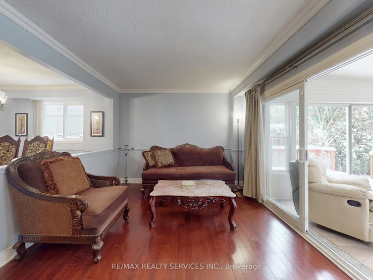 9 Malabar Crescent, Brampton, ON, L6S 3X6 - 6