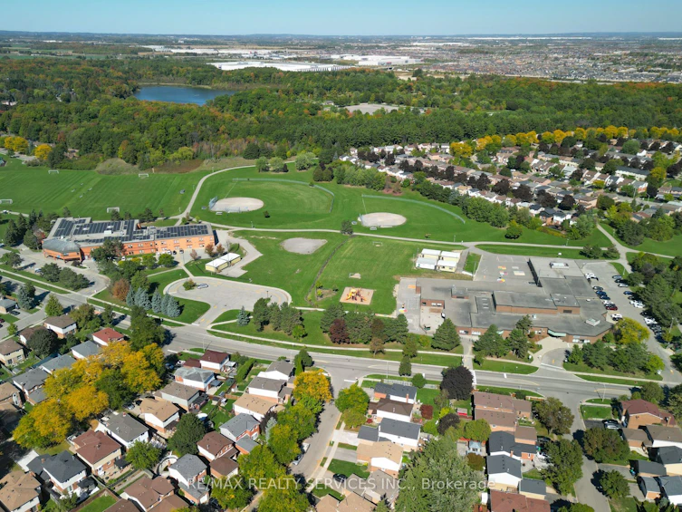 8 Oleander Crescent, Brampton, ON, L6Z 2C2 - 28