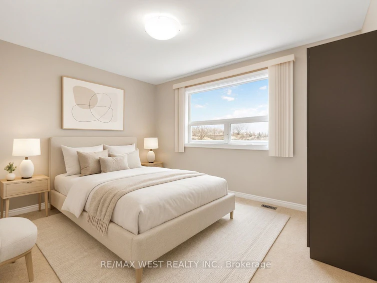 5 Henley Crescent, Toronto, ON, M9W 2W8 - 10