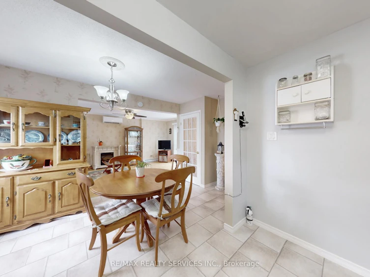 2 Grove Park Square, Brampton, ON, L6S 2K3 - 11