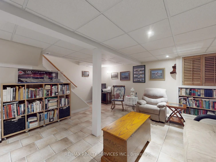 2 Grove Park Square, Brampton, ON, L6S 2K3 - 33