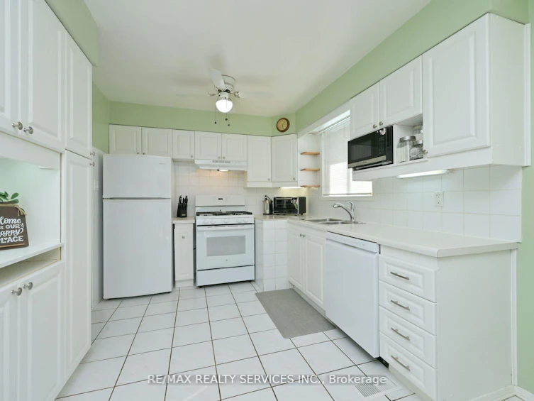 31 Brisco Street, Brampton, ON, L6V 1X1 - 8