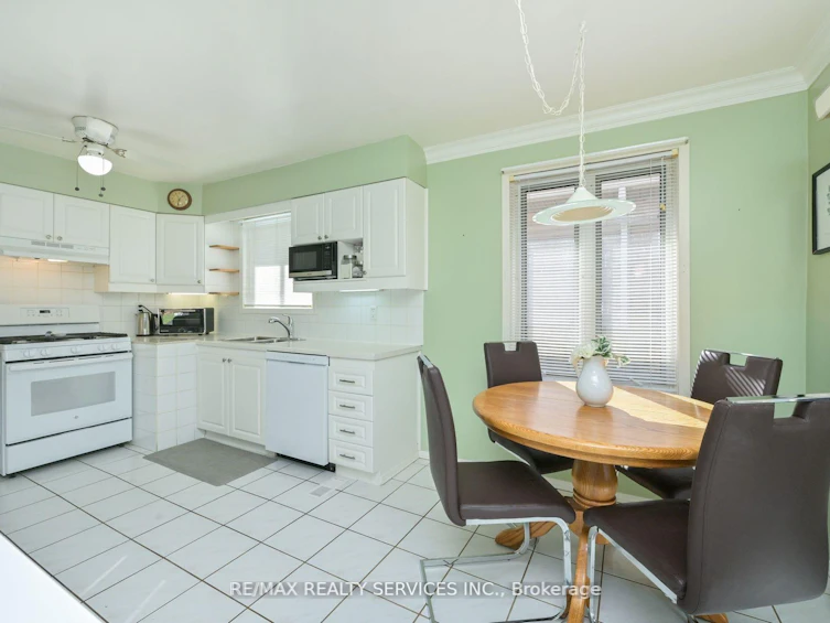 31 Brisco Street, Brampton, ON, L6V 1X1 - 12