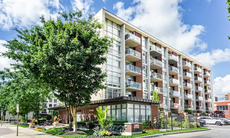 405-70 Port Street E