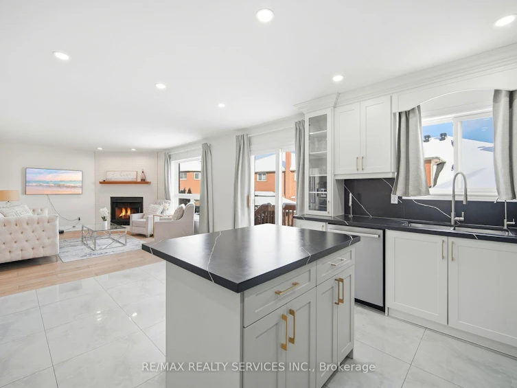 71 Hutton Crescent, Caledon, ON, L7C 1A7 - 15