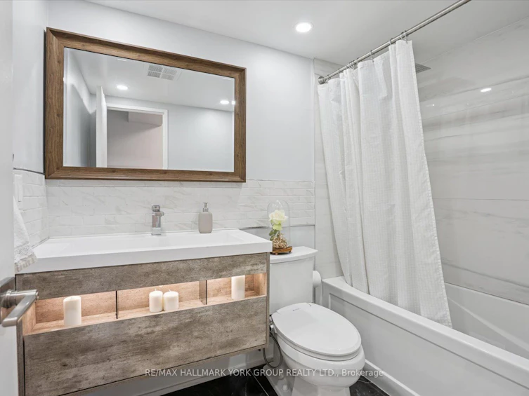 1006-1300 Mississauga Valley Boulevard, Mississauga, ON, L5A 3S8 - 20