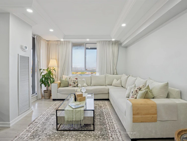 1006-1300 Mississauga Valley Boulevard, Mississauga, ON, L5A 3S8 - 3