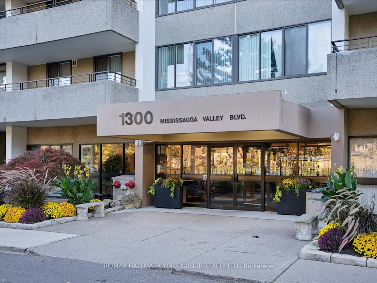 1006-1300 Mississauga Valley Boulevard, Mississauga, ON, L5A 3S8 - 37