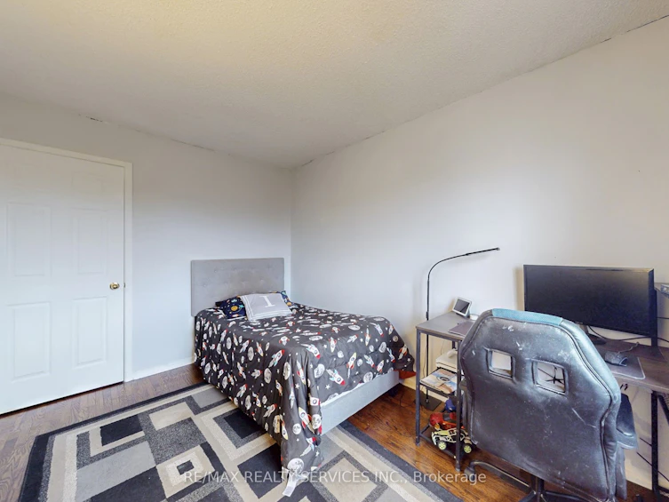 8 Stephensen Court, Brampton, ON, L6V 3X8 - 25