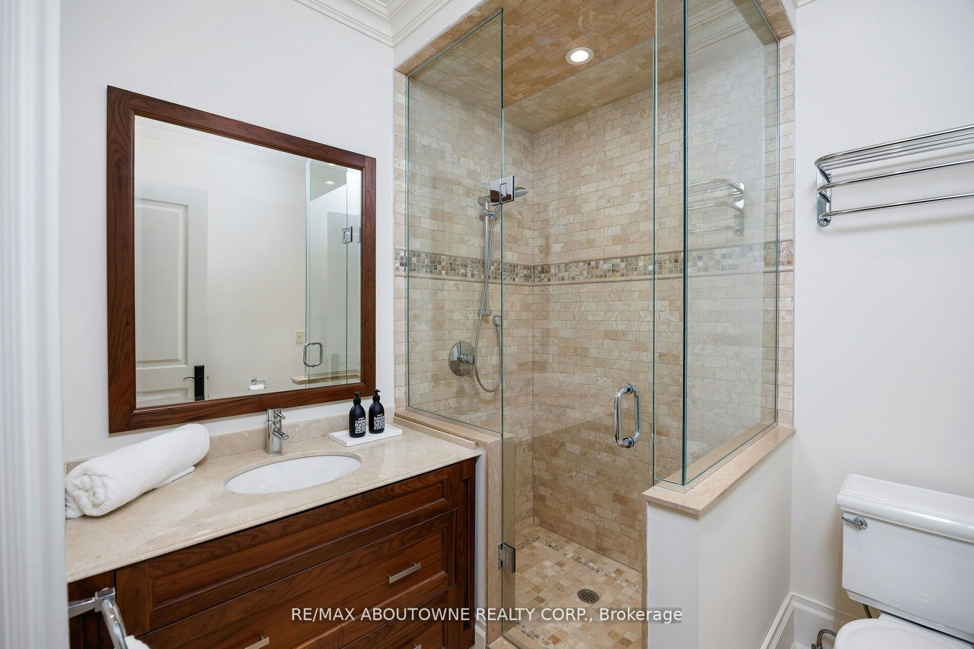 64 Brentwood Road, Oakville, ON, L6J 4B6 - 25