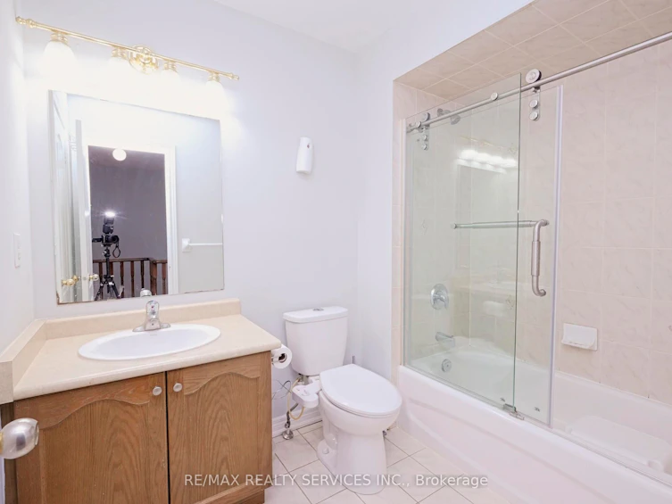 49 Crystalview Crescent, Brampton, ON, L6P 2R7 - 32