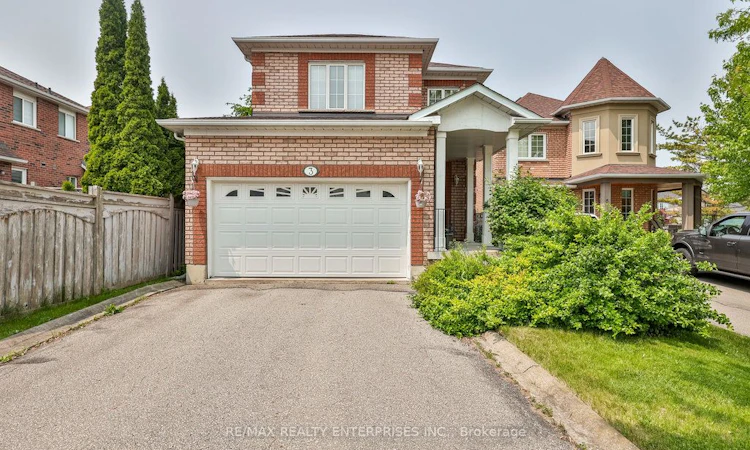 3 Jack Kenny Court