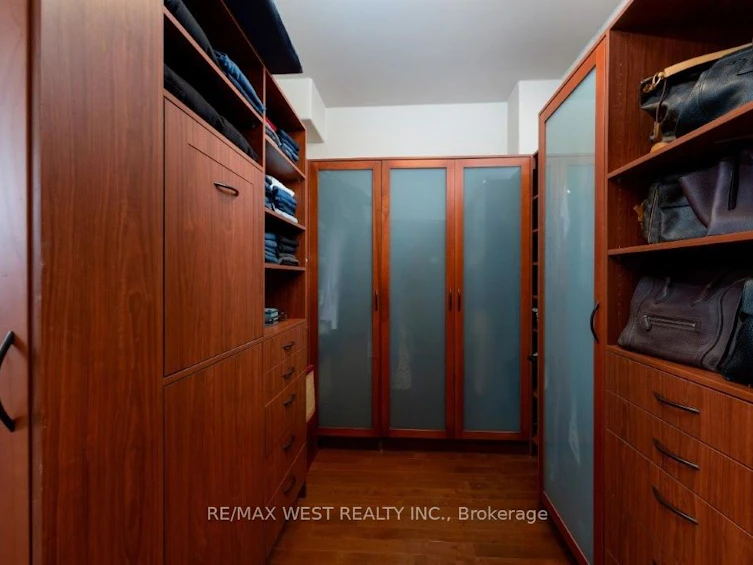 36 Sir Williams Lane, Toronto, ON, M9A 1V1 - 21