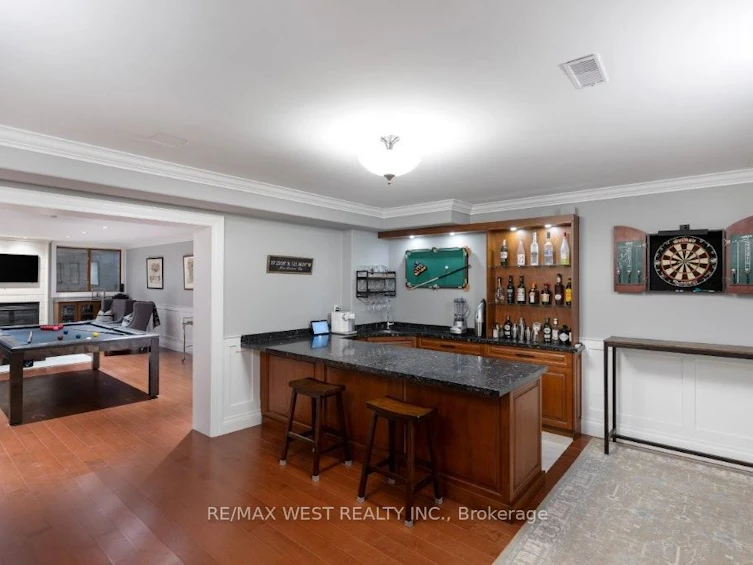 36 Sir Williams Lane, Toronto, ON, M9A 1V1 - 34