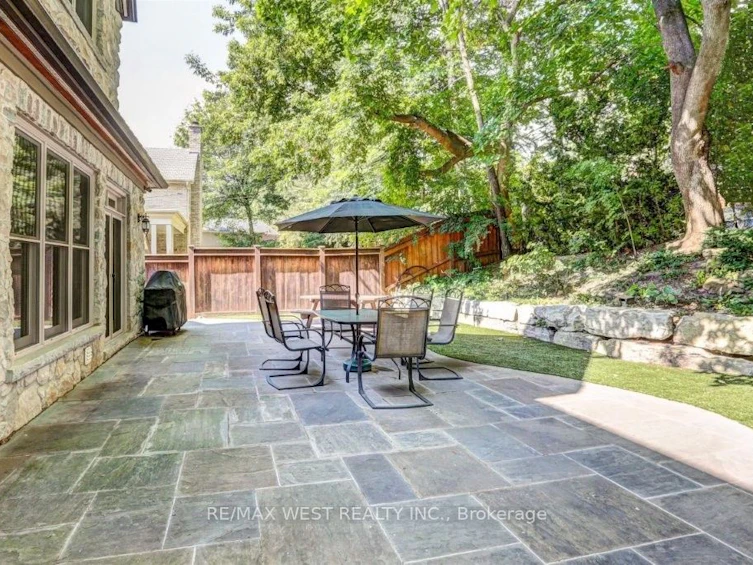 36 Sir Williams Lane, Toronto, ON, M9A 1V1 - 40