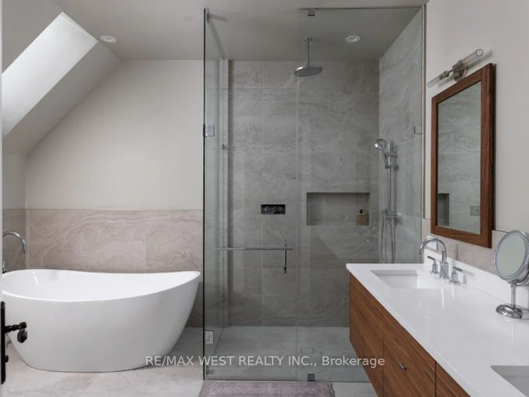 36 Sir Williams Lane, Toronto, ON, M9A 1V1 - 24