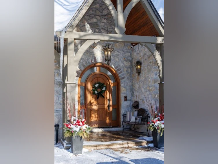36 Sir Williams Lane, Toronto, ON, M9A 1V1 - 3