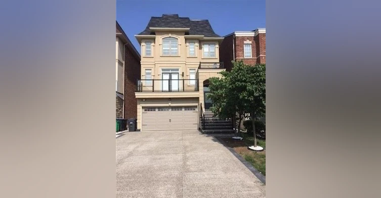 3045 Mission Hill Drive, Mississauga, ON, L5M 0B8