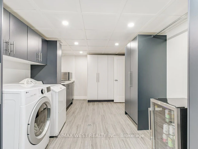 195 Berry Road, Toronto, ON, M8Y 1X2 - 28