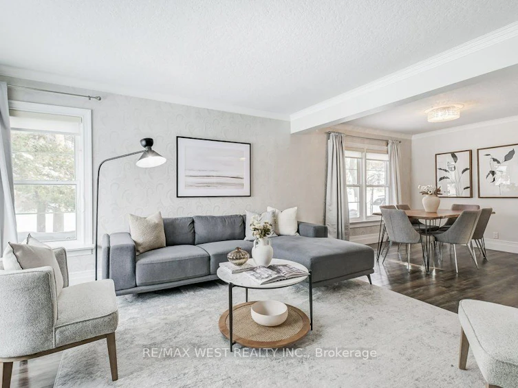 195 Berry Road, Toronto, ON, M8Y 1X2 - 8