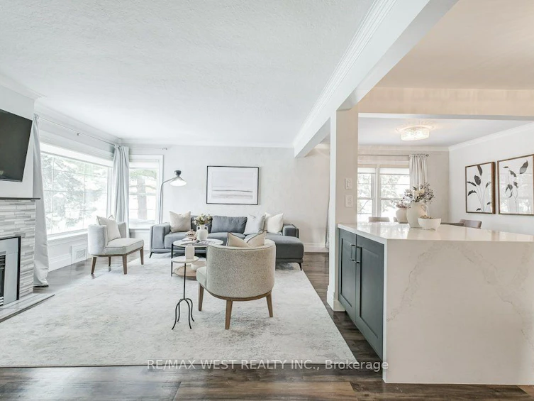 195 Berry Road, Toronto, ON, M8Y 1X2 - 6
