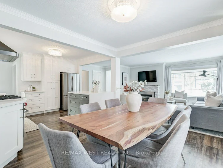 195 Berry Road, Toronto, ON, M8Y 1X2 - 14
