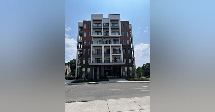 204-165 Canon Jackson Drive W, Toronto, ON, M6M 2G1