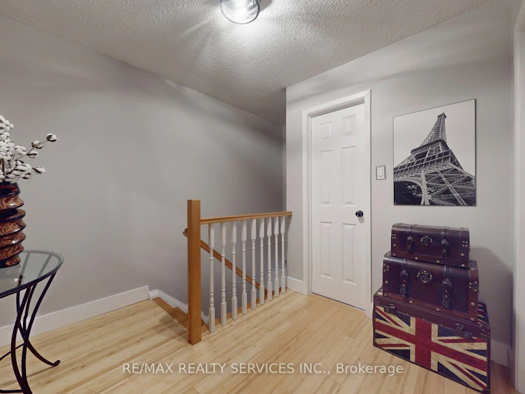 72 Carisbrooke Court, Brampton, ON, L6S 3K1 - 18