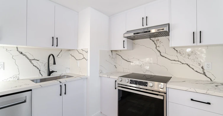 Apartment 4-25 Templar Drive, Toronto, ON, M9R 3C6 - 4